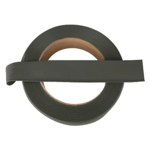 Flexco Umber 0.08-in T x 6-in W x 1440-in L Vinyl Wall Base