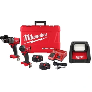 Milwaukee M18 FUEL 18-Volt Lithium Ion Brushless Cordless Combo Kit (2-Tool) with 2 Batteries, Charger and AC/DC LED Flood Light